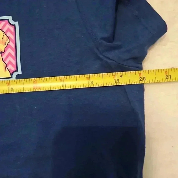 Benny & Belle T-Shirt - Picture 5 of 5